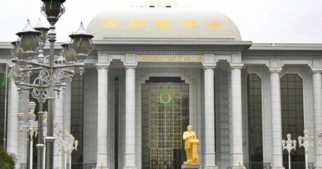 Реформы в Туркменистане: Парламент разделится на две палаты — Халк Маслахаты и Меджлис