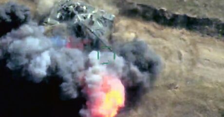 Азербайджанская армия подбила еще два танка противника
