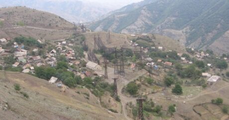 Минобороны: Дашкесан подвергается обстрелу с территории Армении