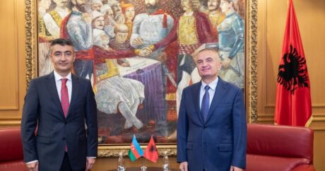 Президент Албании поддержал территориальную целостность Азербайджана
