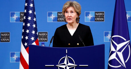 Посол США в НАТО: «Карабахский конфликт необходимо решить в рамках границ и суверенитета»
