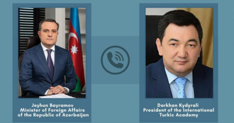Телефонный разговор между главой МИД Азербайджана и президентом Международной Тюркской академии