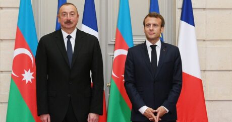 Макрон позвонил президенту Азербайджана