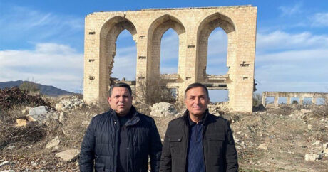 На руинах Агдама известные ханенде исполнили композицию «Карабах»