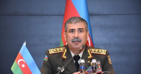 Министр обороны Азербайджана выразил соболезнования российской стороне