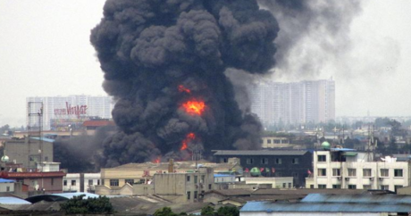 В Китае при взрыве на заводе погибли 7 человек
