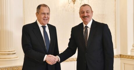 Президент Ильхам Алиев принял министра иностранных дел России