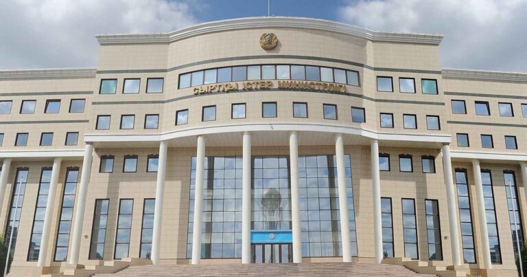 В МИД Казахстана приветствуют достигнутые договоренности по Карабаху
