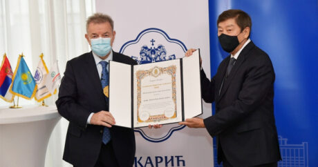 Дюсен Касеинов удостоен Премии братьев Карич – ФОТО