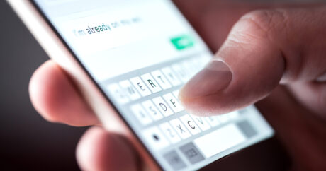 В Азербайджане восстанавливается система СМС-разрешений