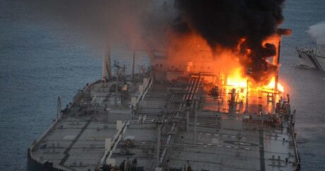 На судне у побережья Саудовской Аравии произошел взрыв