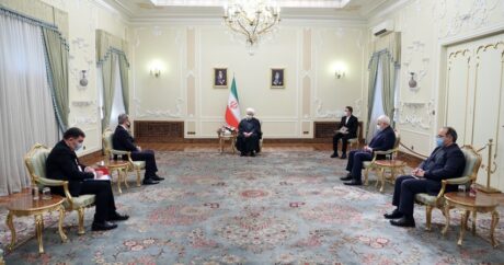 Глава МИД Азербайджана встретился с президентом Ирана