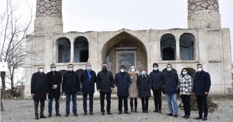 Делегация парламента Италии стала свидетелем армянских зверств в Агдаме
