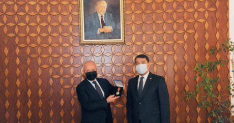 Глава Конституционного суда Азербайджана награжден орденом Казахстана