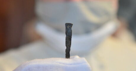 Археологи нашли в одном из храмов Чехии доказательство распятия Иисуса