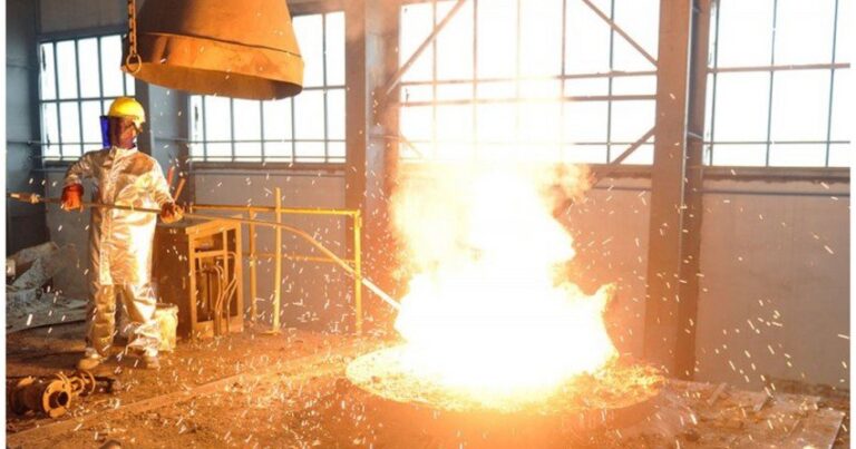 На заводе в Баку прогремел взрыв, есть погибший