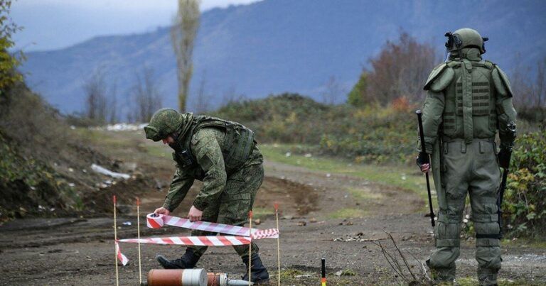 Российские саперы в Карабахе разминировали 427 га территории