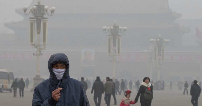 Загрязнение воздуха в Пекине в 8 раз превысило норму ВОЗ