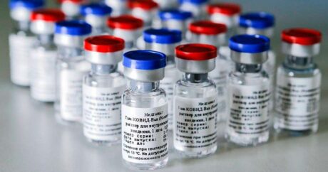 В Азербайджан доставлено 2 млн доз китайской вакцины Sinovac