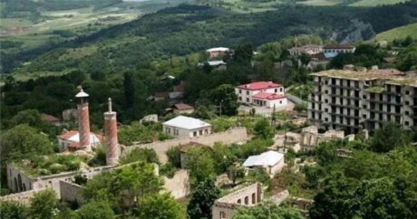 Министр: Работы по реставрации памятников сначала будут начаты в городе Шуша