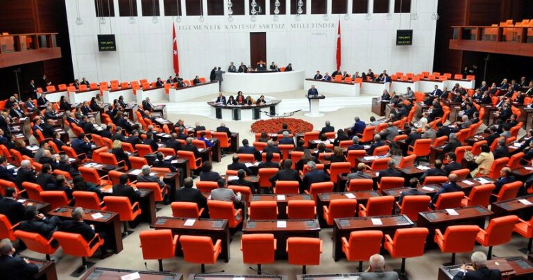 В парламенте Турции проходит мероприятие в связи с 29-й годовщиной геноцида в Ходжалы