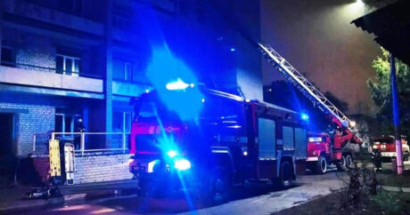Четыре человека погибли во время пожара в инфекционной больнице Украины — ВИДЕО