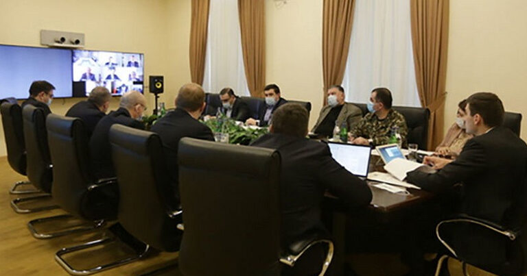Представители Азербайджана, России и Армении провели встречу в видеоформате