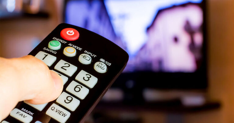 В Латвии запретили вещание еще 16 русскоязычных телеканалов
