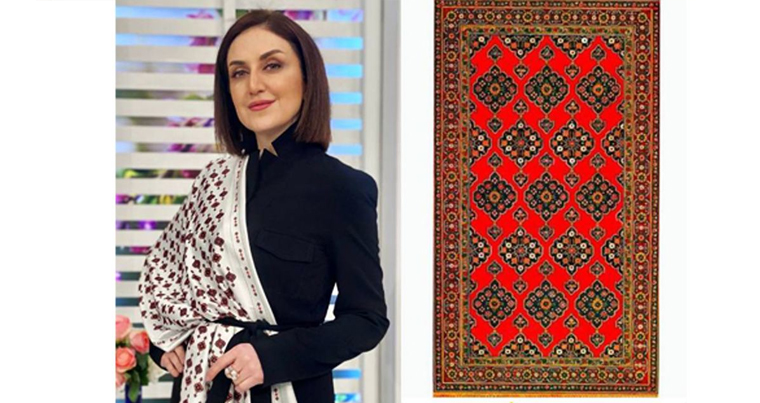 Гюльнара Халилова представила шелковые шарфы с орнаментами Карабахских ковров