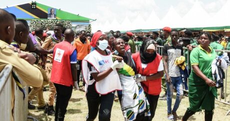 В давке при прощании с президентом Танзании погибли 45 человек