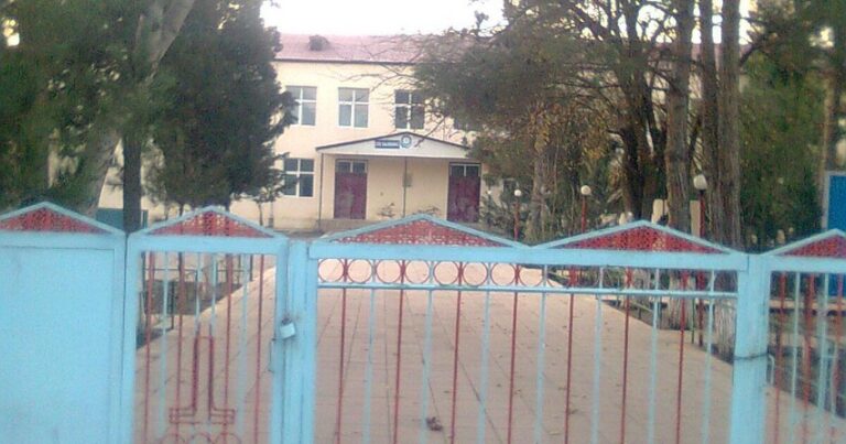 В Азербайджане из-за коронавируса закрылись еще две школы