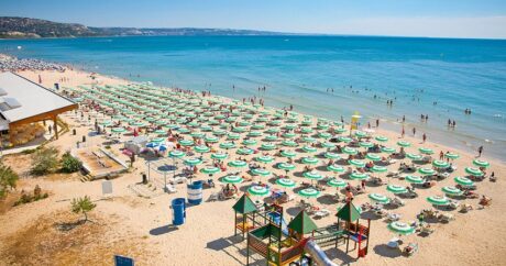Болгария начнет летний туристический сезон в мае