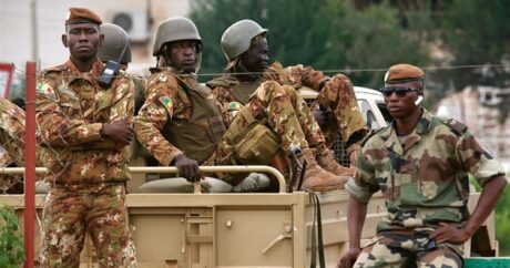 В Мали террористы убили 33 военных