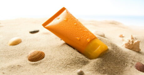 Солнцезащитные крема признали смертельно опасными