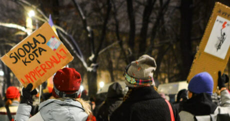 В Варшаве протестуют против закона об абортах