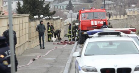 В Баку произошел пожар в общежитии