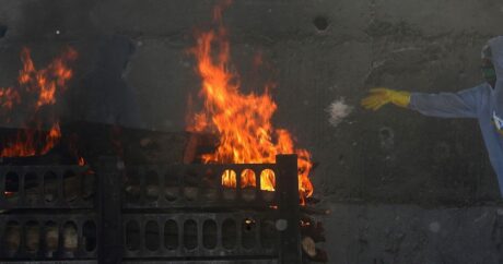 Печи начали плавиться из-за количества сжигаемых трупов в Индии