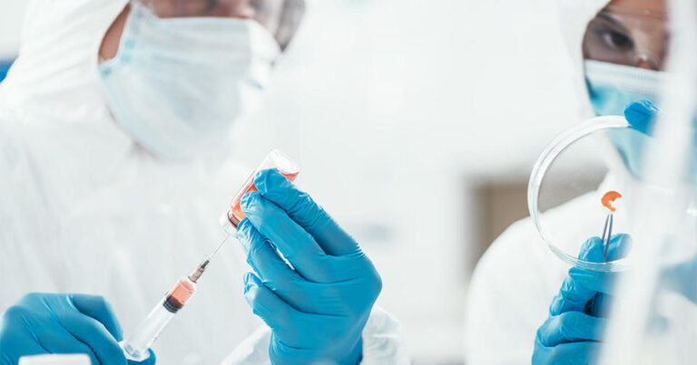 Российские ученые создали первую субъединичную вакцину против чумы