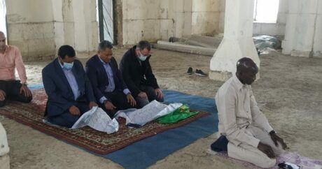 Делегация ОИС совершила намаз в агдамской Джума-мечети