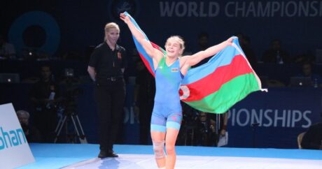 Азербайджанские женщины-борцы вступают в борьбу на чемпионате Европы