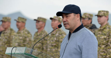 Президент Кыргызстана поручил модернизировать водозабор на границе с Таджикистаном