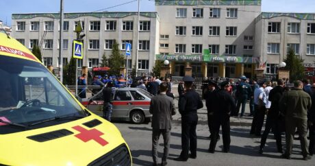 В Казани при стрельбе в школе погибли девять человек