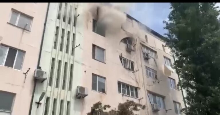 В результате пожара в жилом доме в Дагестане погибли двое детей