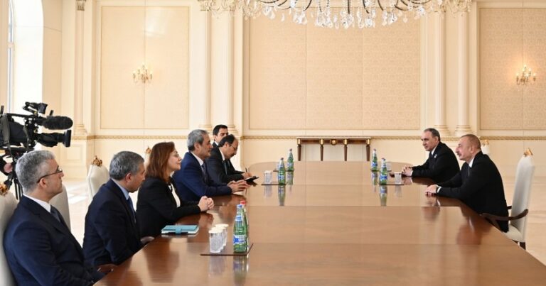 Ильхам Алиев принял делегацию во главе с Генпрокурором Верховного суда Турции