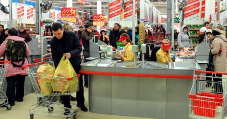 Россияне проедают сбережения со скоростью 7 миллиардов рублей в день