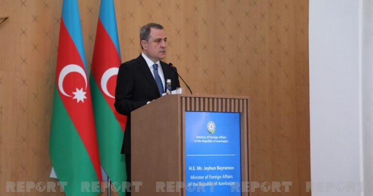 Глава МИД Азербайджана: Отношения с Россией носят стратегический характер