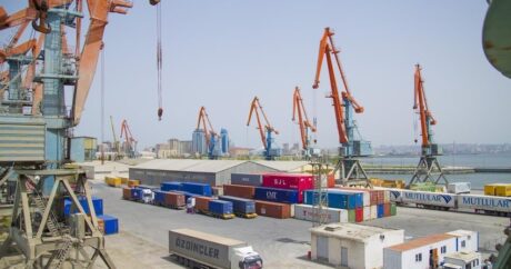 Назван объем перевезенных грузов в Бакинском порту в этом году