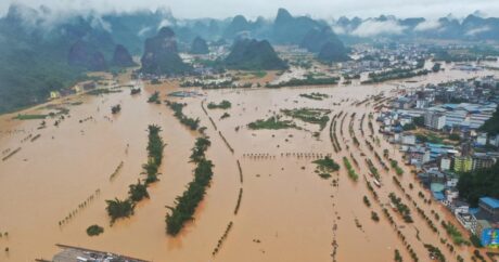 В Китае более 70 тыс. человек оказались в зоне бедствия из-за сильных дождей