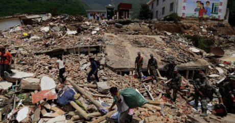 В Китае из-за землетрясения эвакуировали 21 тысяч человек