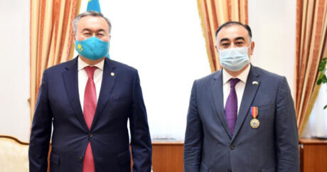 Посол Азербайджана в Казахстане награжден орденом «Дружба»
